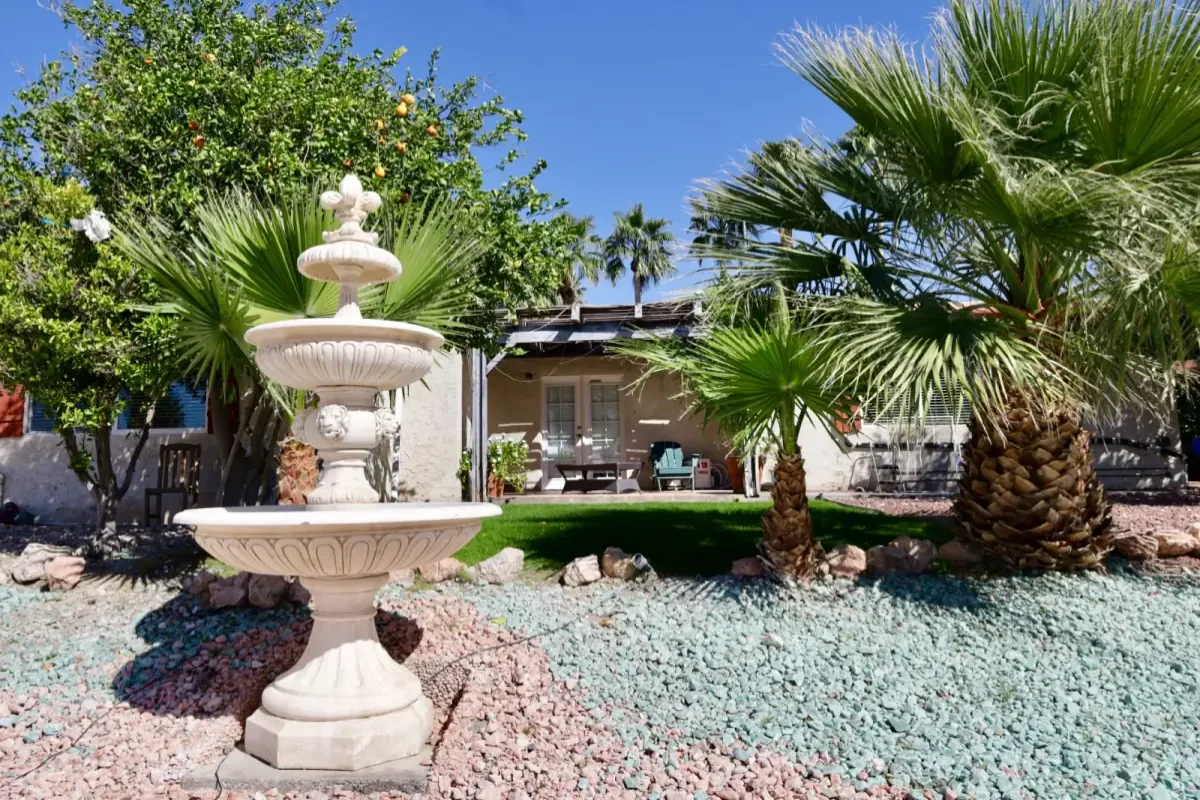 Courtyard for luxury addiction treatment in Desert Hot Springs, CA